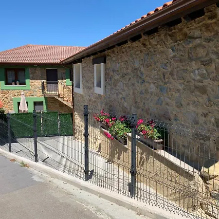 Сasa de vacaciones C'genoveva Complejo Turistico Rural Caleacabo